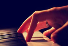 千里之行，欧洲球队奔赴新的挑战